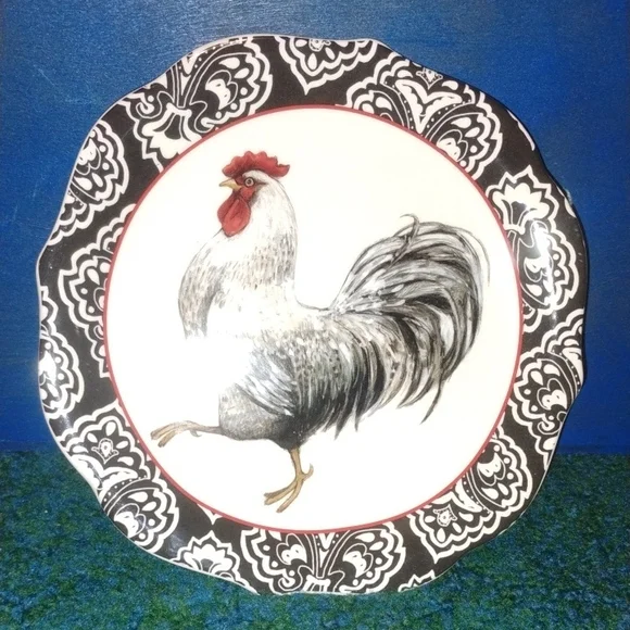 Cracker Barrel Black and White Rooster Dinner Plate - Picture 1 of 4